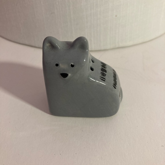 Adorable Vintage Cat & Mouse Salt & Pepper Shakers - Picture 2 of 11